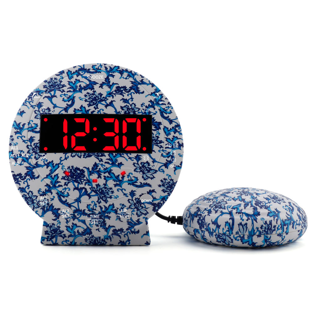 Porcelaine blanche et bleue