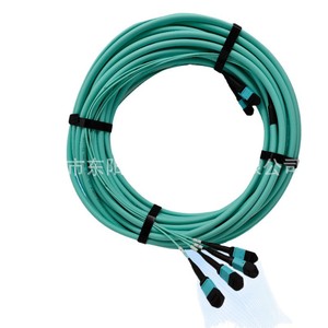 Cable de Fibra Óptica Multimodo MPO OM3 OM4 de 48, 12, 24 Núcleos, 40G, 100G, 200G para Redes de Centros de Datos - Product Image 1