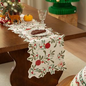 Runner e Tovagliette Natalizi di Lusso con Design Unico a Bordi Irregolari Stampati - Product Image 2