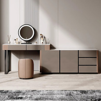 Coiffeuse moderne en pierre avec miroir éclairé et rangement, design modulaire, construction en contreplaqué durable, style luxueux pour chambre à coucher et maison