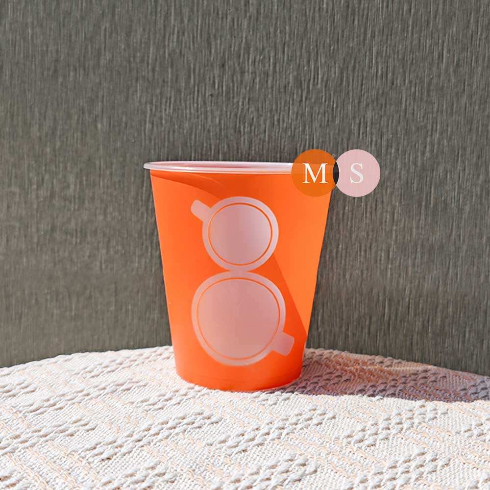 gobelet en plastique