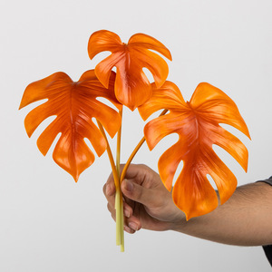 Pianta Artificiale Monstera in Poliuretano per Interni/Esterni, Decorazione Casa, Ornamento per Matrimoni e Festival - Product Image 1