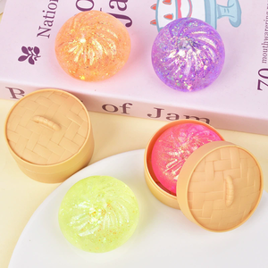Balle sensorielle scintillante avec compartiment secret, colorée, anti-stress, pour les cadeaux de fête d'enfants, les récompenses en classe et les sacs cadeaux - Product Image 1