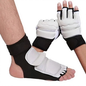 ZARSAH EXPORTS Chaussettes de karaté et de taekwondo pour femmes, durables, respirantes, légères, à semelle souple en cuir, haute technologie, imperméables, traditionnelles - Product Image 1