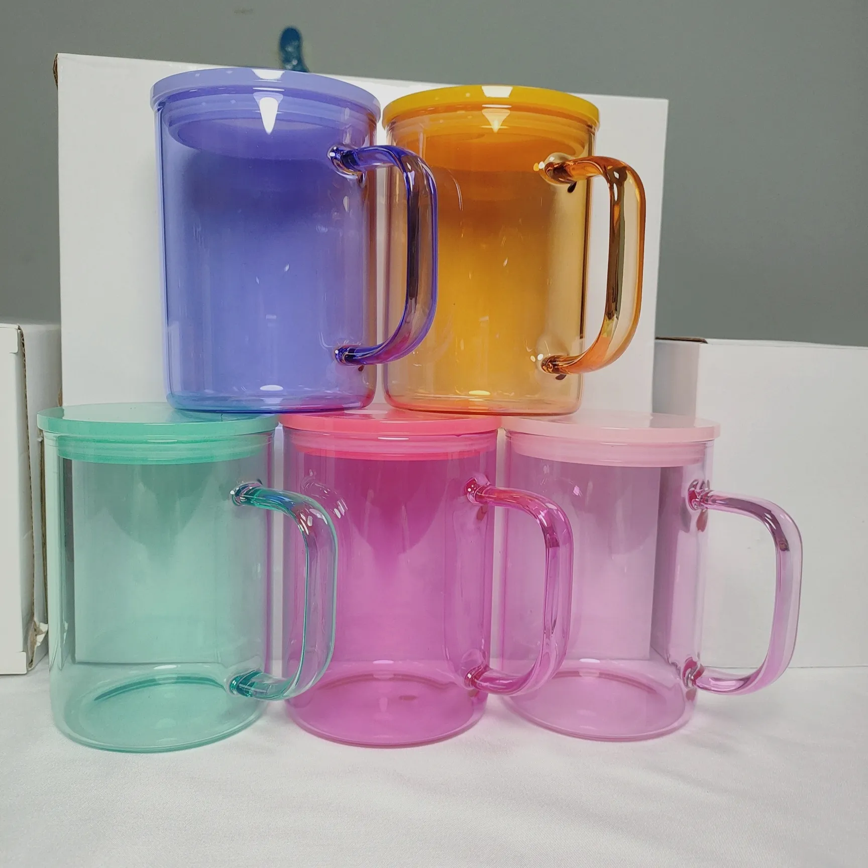 Couleurs mélangées Rapide Personnalisé 17Oz Haute Borosilicate Libbey Tasse En Verre Avec Poignée Et Couvercle Pp Bière Canette Verres Soda Mug Mason Jar