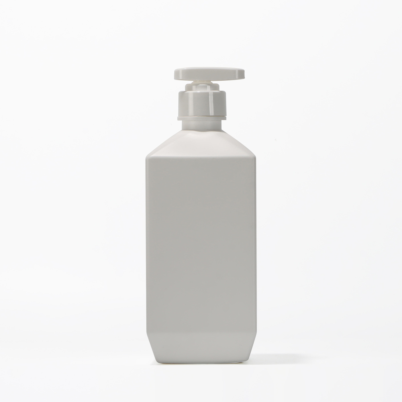Pompe externe Z pour bouteille de couleur naturelle