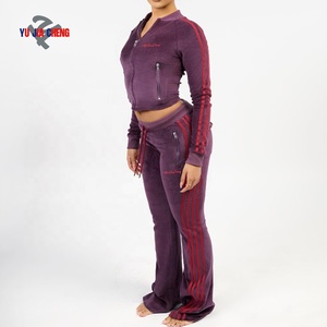 Completo da donna in <span class=keywords><strong>velluto</strong></span> con giacca con cerniera e <span class=keywords><strong>pantaloni</strong></span> <span class=keywords><strong>a</strong></span> gamba dritta, stile vintage, <span class=keywords><strong>a</strong></span> righe, ideale per ragazze alte - Product Image 3