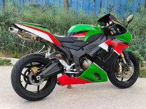 Kawasaki Ninja ZX-6R 636 ABS Moto sportive à refroidissement liquide avec <span class=keywords><strong>trois</strong></span> modes de puissance réglables KTRC - Product Image 6