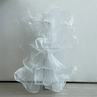 Décoration de vitrine, accessoires de décoration, installation artistique géante en organza de soie pour les événements de mariage, décoration de scène