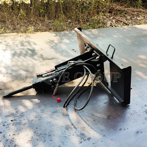 Le fabricant professionnel CE EPA a approuvé le mini briseur hydraulique de boeuf de dérapage de 1 tonne à vendre - Product Image 4
