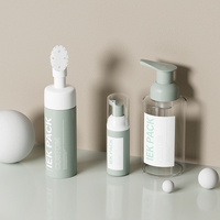 Conception personnalisée 50ml 150ml 200ml Distributeur de cosmétiques moussants pour animaux de compagnie Bouteille en plastique à pompe ronde à mousse de savon givré