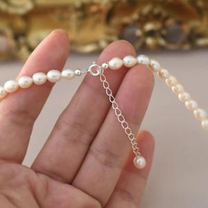 Collier polyvalent en argent 925 avec perle d'eau douce naturelle, chaîne de clavicule luxueuse et simple inspirée d'Instagram, design classique de collier ras du cou - Product Image 4