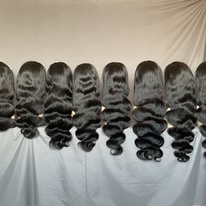 Pelucas de Cabello Brasileño con Frente de Encaje al por Mayor, Venta a Granel, Peluca de Cabello Humano 13x4 con Frente de Encaje, Peluca Frontal HD con Ondas Suaves - Product Image 5