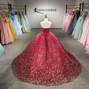 6925 Hermoso Vestido de Quinceañera Borgoña Vintage sin Tirantes, Estilo Baile, Largo hasta el Suelo, con Cuentas, Cristales y Encaje Natural - Product Image 4