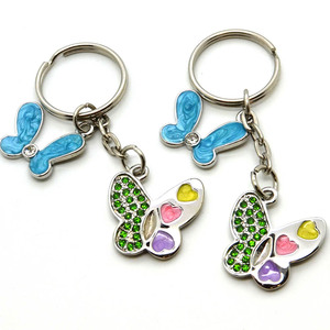 Custom Keychain Metal Carabiner Clip with Safety Ring Enamel Logo Bulk Personalized Promotional Accessories Plush