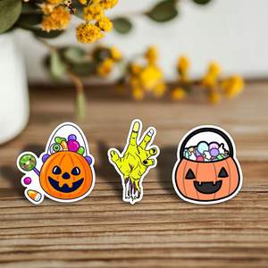 50 Nuevas Pegatinas 3D de Graffiti de Halloween en PVC para Equipaje, Patinetas, Botellas de Agua - Decorativas Impermeables de Estilo Escandinavo - Product Image 3