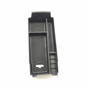 Caja de almacenamiento para reposabrazos central de Mercedes-Benz, organizador interior de plástico para coches Clase A 19 - Product Image 1