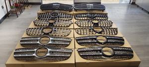 Grille avant de voiture pour <span class=keywords><strong>ML</strong></span> Class W164 2005-2006 2007 <span class=keywords><strong>2008</strong></span> 2009 2010 2011 2012 ML300 <span class=keywords><strong>320</strong></span> 350 400 500 430 Diamond - Product Image 5