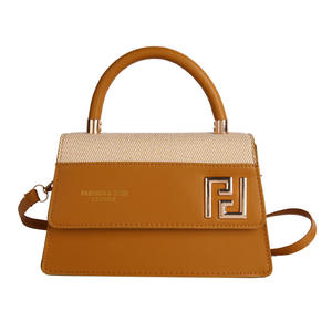 Bolso Tote Retro de PU de Gran Capacidad para Mujer, Otoño-Invierno, de Alta Gama, con Cadena y Cierre de Cremallera, para Uso Diario - Product Image 5