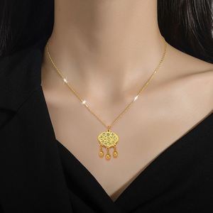 All Titanium Steel Fashion Gilded Temperament Lucky Lock Pendant Necklace Exquisite Jewelry Geometric Chinese Style Necklace - Product Image 2