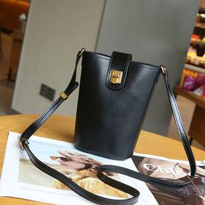 2026 Spring Summer Fashion Woman's Shoulder <b>Bag</b> Casual Single Bucket Pure Cow <b>Leather</b> Diagonal Zipper Closure Small Mobile <b>Phone</b> - Product Image 1