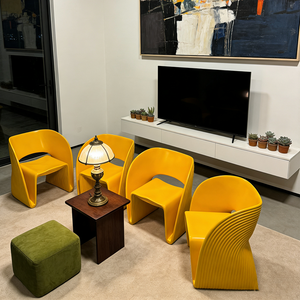 Poltrona Moderna Gialla, Sedia Nordica Minimalista in Plastica, Arredamento Contemporaneo Creativo, Divano Singolo per Soggiorno - Product Image 4