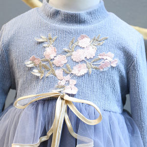 Nouvelles Robes Modernes en Soie Florale pour Enfants, Style Princesse Chinoise, pour l'Hiver des Tout-Petits - Product Image 2