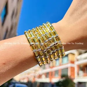 2024 kedatangan baru gelang baja tahan karat grosir desainer pasangan kustom tembaga buatan tangan berlapis emas gelang bangle wanita