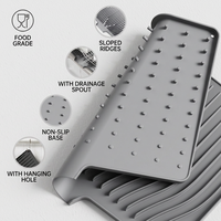 Tapis de séchage en silicone pour comptoir de cuisine avec drainage intégré pour assiettes, tasses, bols et vaisselle