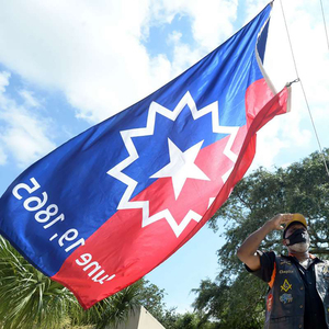 Le <span class=keywords><strong>bandiere</strong></span> su misura all'ingrosso sono dotate di manicotto del palo degli occhielli dell'intestazione o finitura speciale - Product Image 4