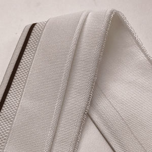 Frisches, weiches, dehnbares, weiß-braun gestreiftes Poloshirt mit Kragen, 95% Polyester, 5% Spandex, strapazierfähig, perfekt für den Alltag. - Product Image 3