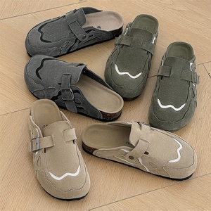 <span class=keywords><strong>Ciabatte</strong></span> da Spiaggia Unisex <span class=keywords><strong>in</strong></span> Sughero con Punta Chiusa <span class=keywords><strong>in</strong></span> <span class=keywords><strong>Pelle</strong></span> Scamosciata, Mules Personalizzate <span class=keywords><strong>in</strong></span> <span class=keywords><strong>Vera</strong></span> <span class=keywords><strong>Pelle</strong></span> Antiscivolo da Uomo, con Suola <span class=keywords><strong>in</strong></span> TPR, Gel, Gomma e PU - Produzione di Fabbrica - Product Image 2