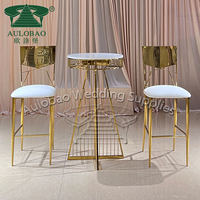 Chaises de bar modernes dorées pour mobilier de club, idéales pour la salle à manger, l'extérieur, l'hôtel et le salon