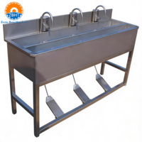 Évier de lavage des mains à 3 stations en acier inoxydable 304 avec commande à pédale, équipement sanitaire pour abattoir, usine alimentaire, cuisine