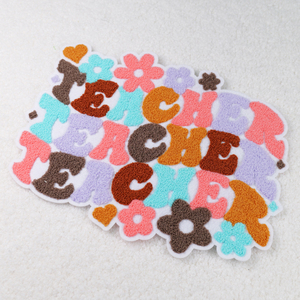 Haute qualité tissu Chenille patchs chine Valentine professeur fer sur patchs tissu Chenille patchs fer sur - Product Image 1