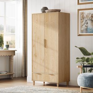 Armario Moderno de Madera SENYU con Frente Acanalado Ondulado y Tirador de Metal Dorado, Muebles Contemporáneos para Dormitorio - Product Image 1