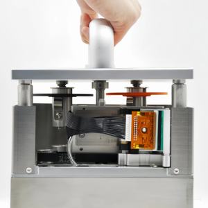 Impresora de transferencia térmica Demac de 32mm, impresora de cinta TTO, cambio de fecha, barra QR, código GS1, codificador de logotipo para paquete vertical de envoltura de flujo - Product Image 3