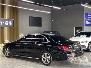 <span class=keywords><strong>Mercedes</strong></span>-<span class=keywords><strong>Benz</strong></span> E260L 2019, Sedán Ejecutivo de Lujo, Auto Usado, 10,000 km, Transmisión Automática, Volante a la Izquierda, Tracción en las Cuatro Ruedas, Asientos de Cuero, Disponible en Stock - Product Image 4