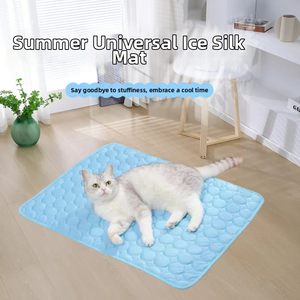 Tapis rafraîchissant pour animaux de compagnie – Coussin d'été respirant en soie glacée pour chien et chat – Lavable à l'eau – Utilisation intérieure – Motif uni – Forme rectangulaire - Product Image 6