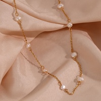 Nouvelle conception, collier et bracelet en acier inoxydable plaqué or, imperméables, avec perles baroques d'eau douce, ensemble de bijoux pour femmes