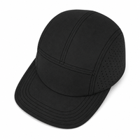 Casquette de camping personnalisée noire unie à 5 panneaux, perforations latérales au laser, séchage rapide, pour la course et les sports de plein air
