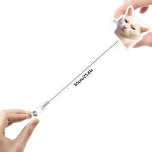 Bobine d'insigne rétractable et rotative d'émoticône de chat acrylique boucle facile à tirer pour accessoire de porte-clés d'infirmière ou de médecin - Product Image 2