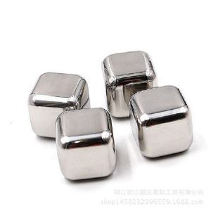 Cubetti di ghiaccio in acciaio inossidabile Premium whisky Stone per uso alimentare rocce refrigeranti per bevande al whisky - Product Image 2