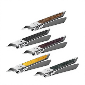 Coupe-ongles biseauté en acier inoxydable, lame courbée, manche en fibre de carbone, outil de manucure professionnel de luxe - Product Image 6