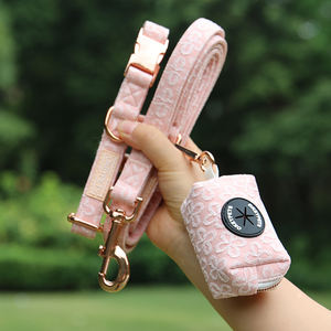 <span class=keywords><strong>Collar</strong></span> de entrenamiento para perros con patrón personalizado bordado, nuevo <span class=keywords><strong>Collar</strong></span> ajustable para mascotas 2025 para perros pequeños y medianos - Product Image 2