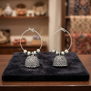 Boucles d'oreilles créoles en laiton faites à la main, qualité export, tendance, plaquées oxydées - Cadeau pour femme - Product Image 2