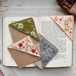 Besafe Custom New Felt Triangle Page Corner Handmade Cute Flower Letter Embroidery Bookmark for Book Lovers Readers