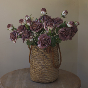 Ij009 New Arrival Cổ Điển Nhân Tạo Châu Âu Rose 3 Đầu Bị Cháy Hoa Hồng Lụa Rose Thân Cây Cho Đám Cưới Nội Thất Đảng Trang Trí - Product Image 6