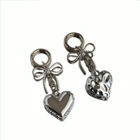 Porte-clés Cœur Nœud Papillon Métallique Personnalisable avec Logo, Plaqué Argent, Pendentif Sac Cœur 3D, Chaîne de Clés Cœur Martelé pour Femme, Idéal Cadeau