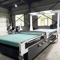 Machine de découpe CNC à couteau oscillant pour cuir naturel et cuir PU, prix usine Yuchon, pour chaussures